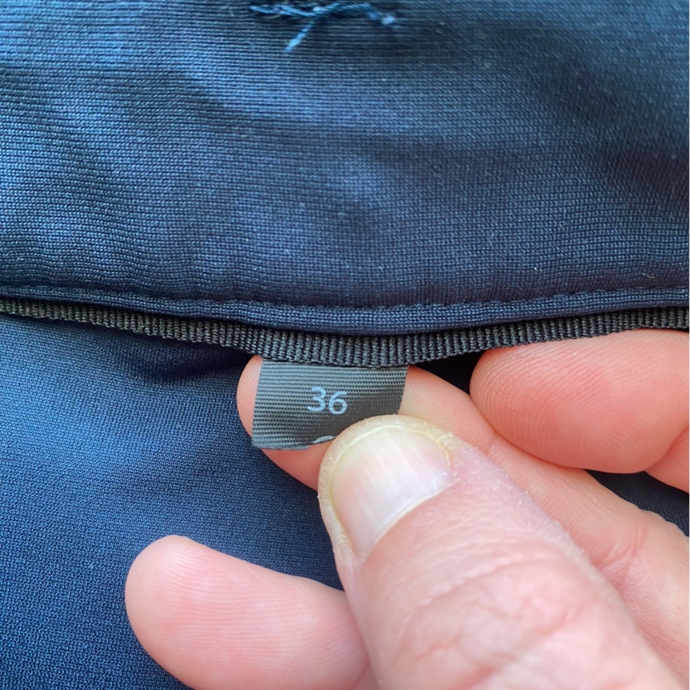 Lululemon Commission Pant Men 36 Classic *Warpstreme 32" True Navy Golf FLAW - Picture 6 of 13